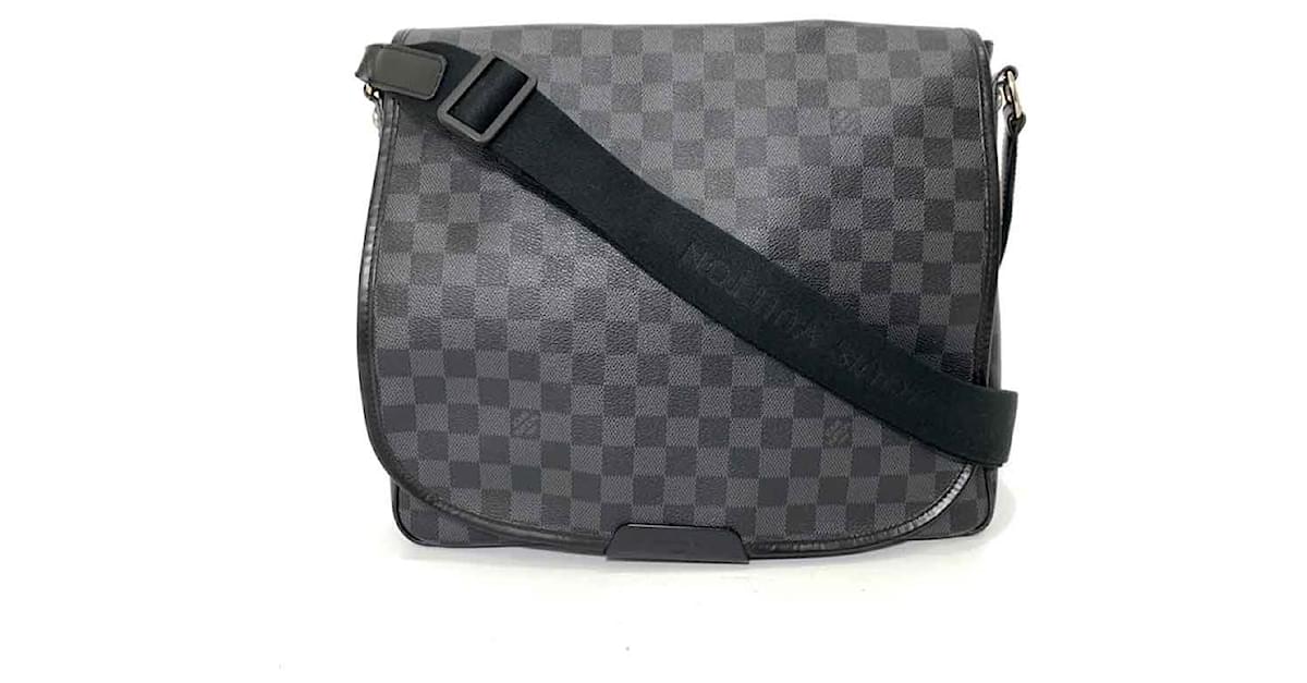 Louis vuitton daniel messenger bag on sale