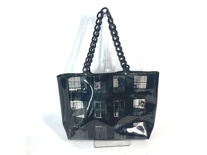 Chanel Vinyl Tote in Green main image 0