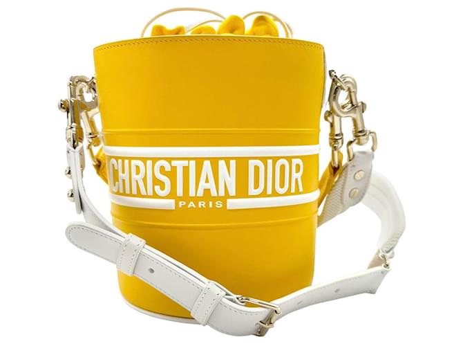 Christian Dior Yellow Leather Shoulder Bag ref.1575564 - Joli Closet