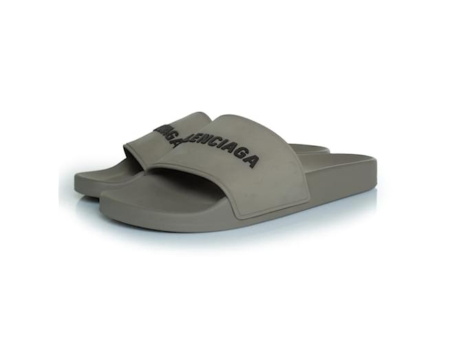 Balenciaga, Pool slide bi.rub.lo in grey ref.1615834 - Joli