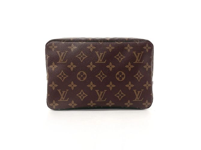 Louis Vuitton True Toilette 23 Pouch Brown Monogram Patent leather ref ...