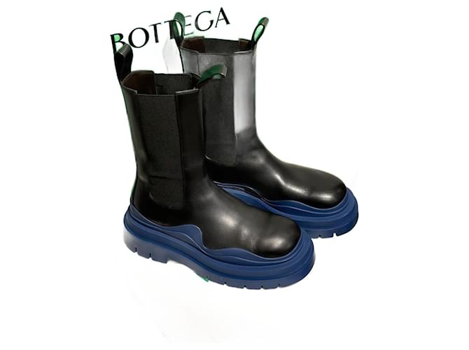 BOTTEGA VENETA Tire Boot Mid Black Grass