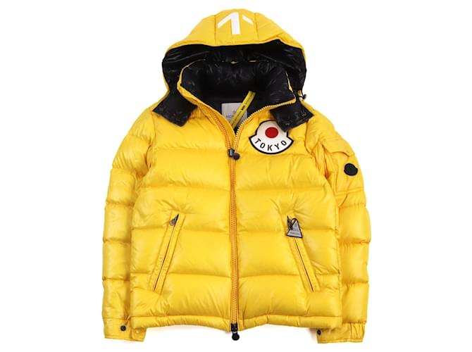 Doudoune en nylon Moncler Maya jaune Toile Joli Closet