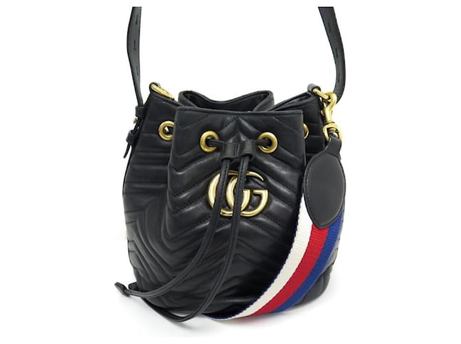 ショルダーバッグ・ポシェット Gucci Cappuccino Leather Marmont Bucket Bag GUCCI GG MARMONT BUCKET 476674 BLACK CHEVRON LEATHER HANDBAG
