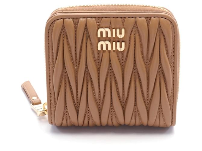 小物 MIU MIU Leather Wallet coin case Miu Miu Coin Purses − Sale: up to −23% | Stylight