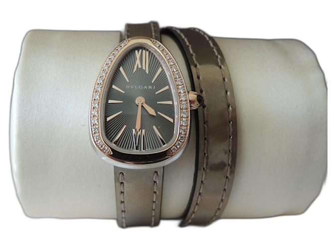 BULGARI Serpenti watch, brand new and full set Gold hardware Steel