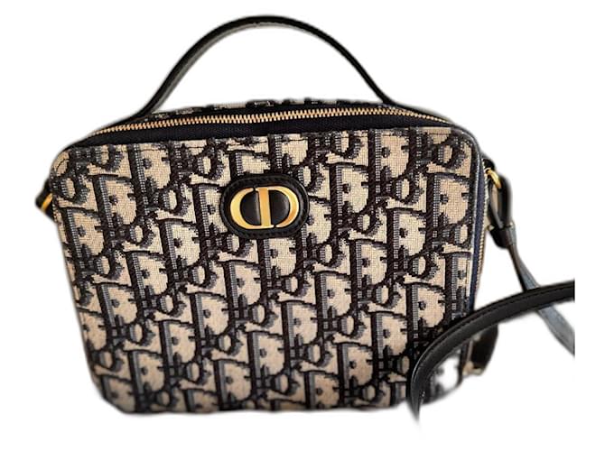 Christian Dior Dior Montaigne pouch Navy blue Cloth ref.1725695
