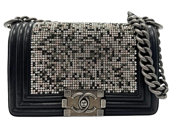 ボーイCHANEL ブラック ケース ノベルティ シルバー Chanel Boy Shoulder Bag in Black Leather ref.JC1726096 (Sold