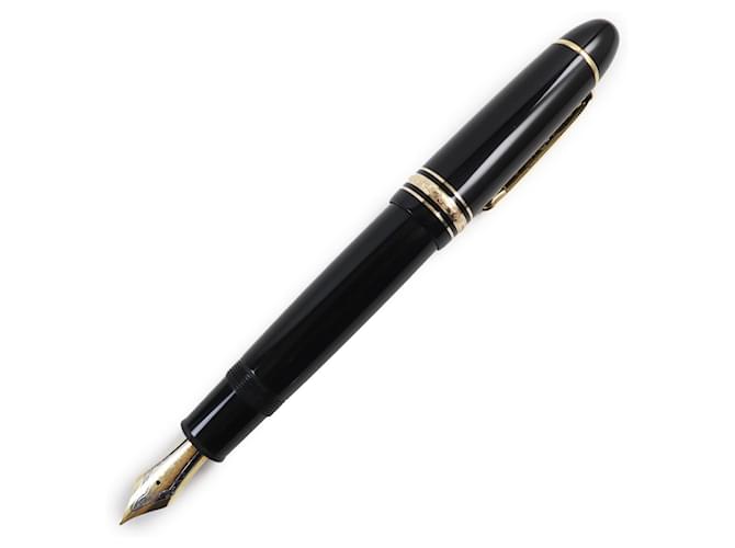 Montblanc Meisterstuck No.149 Fountain Pen 18K M Nib ref.1743868