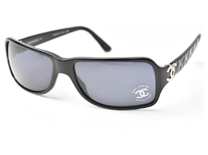 CHANEL SUNGLASSES ココマーク Chanel Sunglasses Coco Mark Black Plastic ref.1844302 - Joli Closet