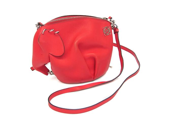 RITAO CHAN　　LOEWE 60周年 レッドスエード バッグ RITAO CHAN LOEWE 60周年 レッドスエード バッグ RITAO CHAN様