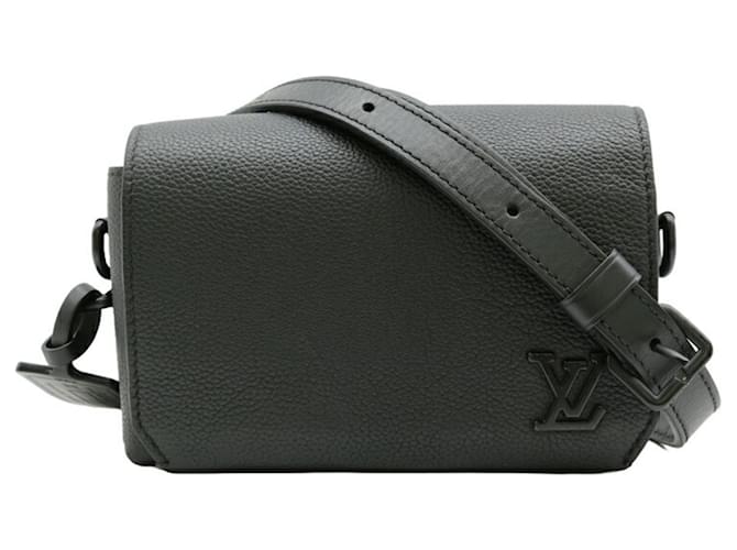 Louis Vuitton Fastline Wearable Wallet Shoulder Bag Black