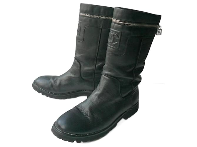 CHANEL Cambon Black Biker Boots Size 41 IT Excellent Condition