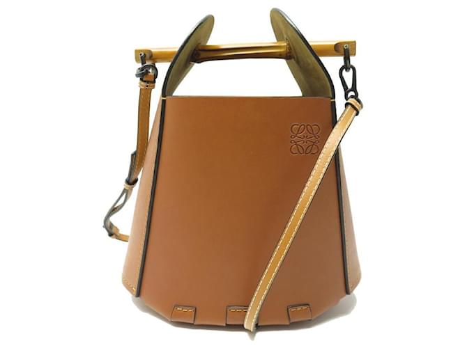NINE LOEWE BAMBOO BUCKET LEATHER HAND BAG 340.95.W37