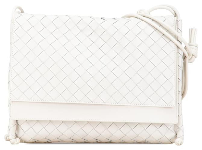 Eleganza Per Il Tuo Cob Gallese: Capezzone Intrecciato A Mano Bianco – Tradizione E Qualità