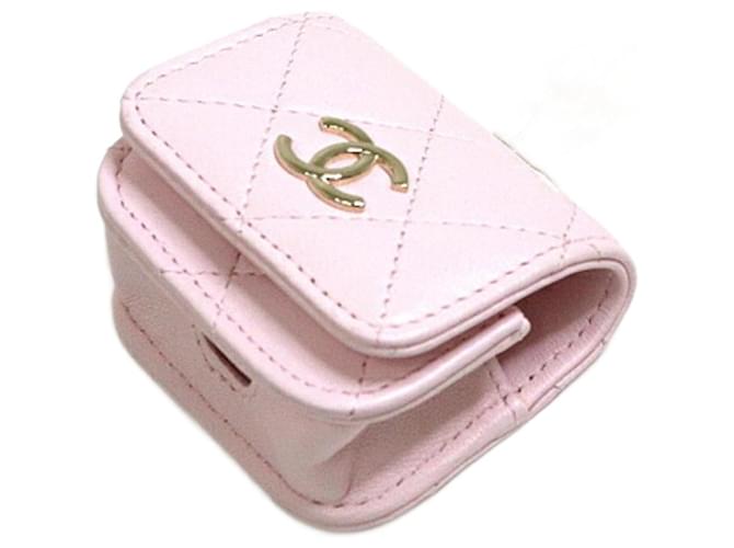 未使用 CHANEL フェイクパール AirPodsケース ショルダー B21 airpodsケース シャネル エアポッツ ケース ハイ ブランド