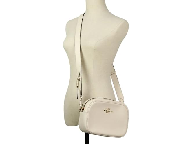 バッグ Coach Jamie Camera Bag Leather Beige Coach Jamie Camera Bag With Tooling | Brixton Baker