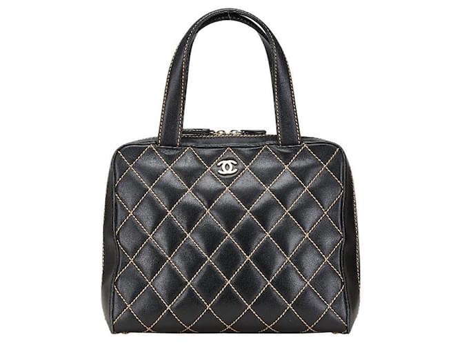 Chanel Wild Stitch Black Leather Handbag 7 series ref.JC2263393