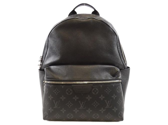 Louis Vuitton Taiga Lama Discovery Backpack Black Cloth ref  display picture 1