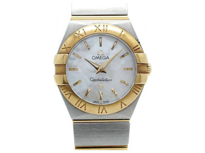 Omega Constellation White Leather ref.2319014 - Joli Closet