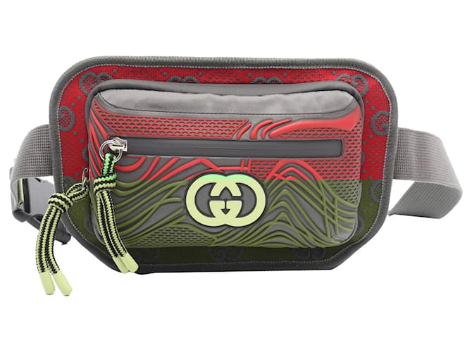 Red Sac Banane Gucci Rouge Sac Banane En Nylon Et Caoutchouc GG