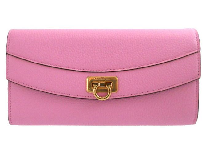 Salvatore Ferragamo Pink Leather Long Wallet ref.2402012 - Joli Closet