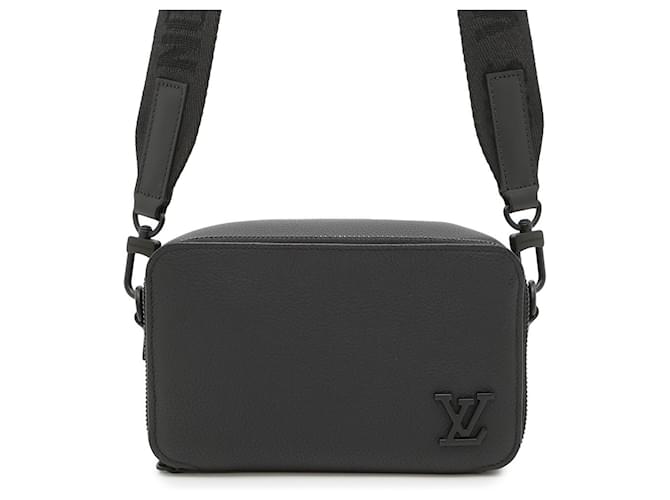 Louis Vuitton Alpha Wearable Wallet Shoulder Bag Black Leather ref