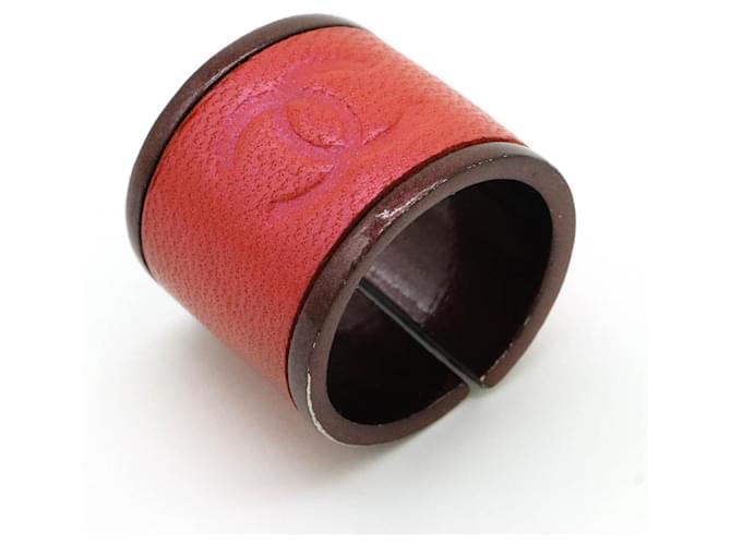 Chanel Coco Mark Wide Open Ring Leather Metal Red ref.2491353
