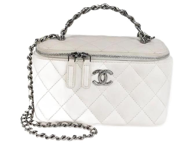 CHANEL ケース ホワイト キルティング Chanel White Quilted Leather Pick Me Up Vanity Case ref.JC2493567