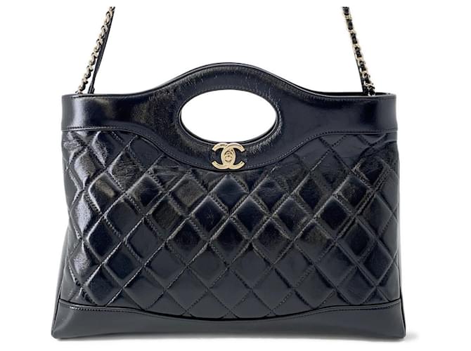 Chanel Handbag 31 in Black Lambskin Leather ref.JC2504803 (Sold
