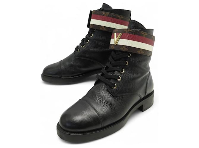LOUIS VUITTON WONDERLAND COMBAT BOOTS RANGER BOOTS Black