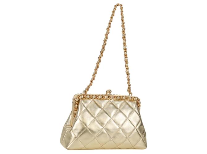 CHANEL Matelasse Chain Shoulder Bag Leather Gold CC Auth 134853M