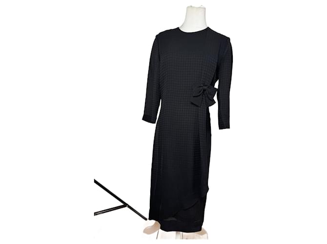 Vintage Givenchy Black Dress M Wool ref.2558712 - Joli Closet Vintage Givenchy Black Dress M Wool ref.2558712 - Joli Closet