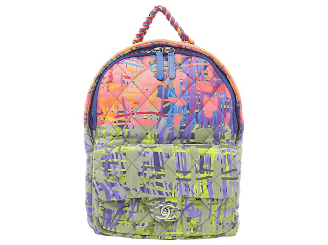 Sac à dos en nylon matelassé et imprimé rose de Chanel Tissu ref