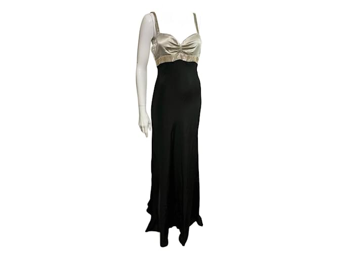 Jenny Packham Black and silver hand beaded silk evening gown Silvery  ref.2590976 - Joli Closet
