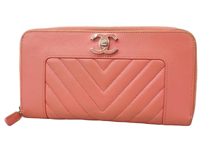 Chanel Long Wallet V-Stitch in Pink Leather ref.2592216  display picture 1