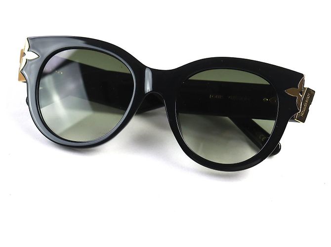 Louis Vuitton Monogram Flower Edge Sunglasses Black Plastic  display picture 1