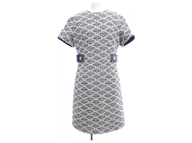 louis vuitton shirt dress White Eyelet Long Sleeve Collared Belted Knee Length 38 6 This button LOUIS VUITTON Asymmetrical Shirt Dress