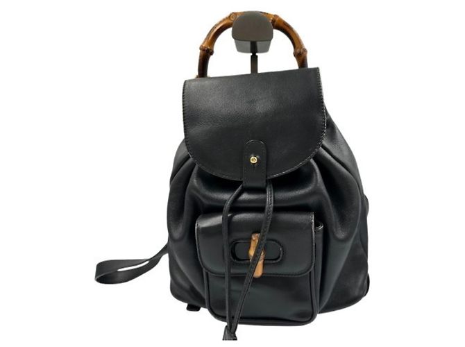 GUCCI Bamboo Backpack in Black Leather ref.2873719 - Joli Closet display picture 3