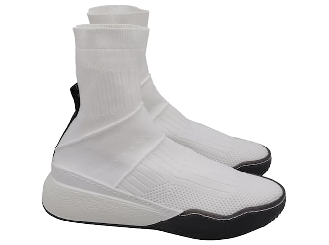 Stella Mc Cartney Stella Mccartney Loop Sock Sneakers in Stella Mc Cartney Stella Mccartney Loop Sock Sneakers in