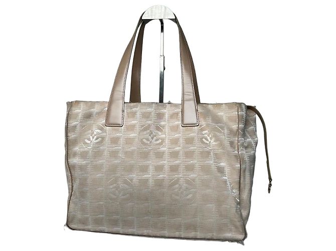 louise backpack tumi Voyageur Halsey Backpack, Holds Up to 14