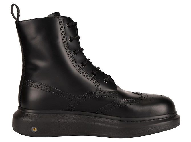 Alexander McQueen Black Leather Brogue Combat Boots Alexander Mcqueen Combat Boots Men Alexander McQueen Leather  main image 4