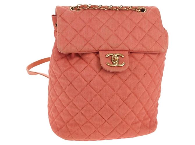 Chanel Vintage Flap Backpack Denim Pink ref.3093358 - Joli  display picture 2