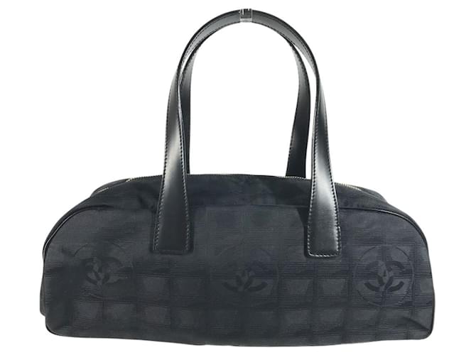 CHANEL A15828 New Travel Line Black Handbag Leather Nylon ref
