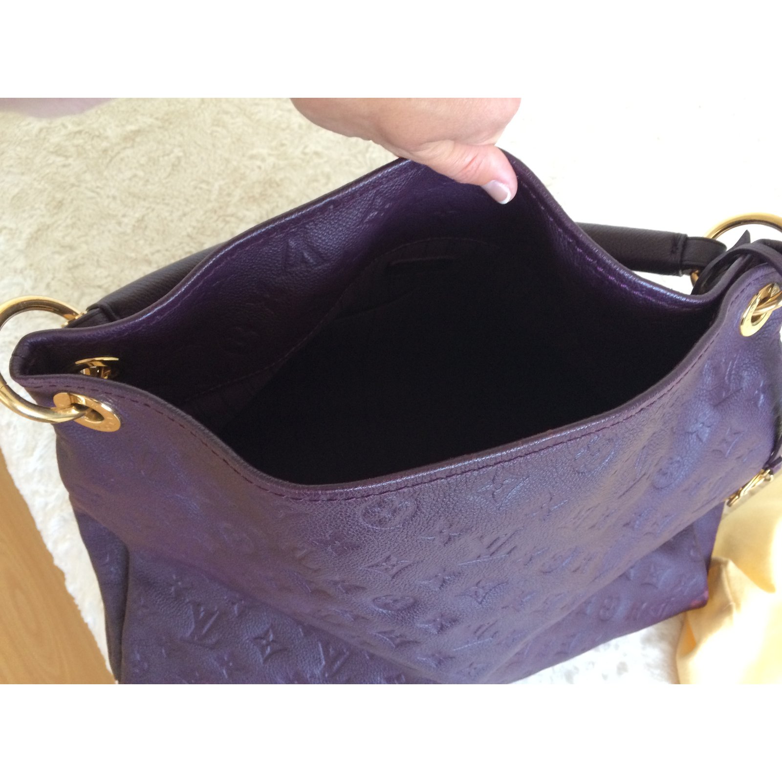 Artsy Louis Vuitton Handbags Purple Leather ref.6601 - Joli Closet