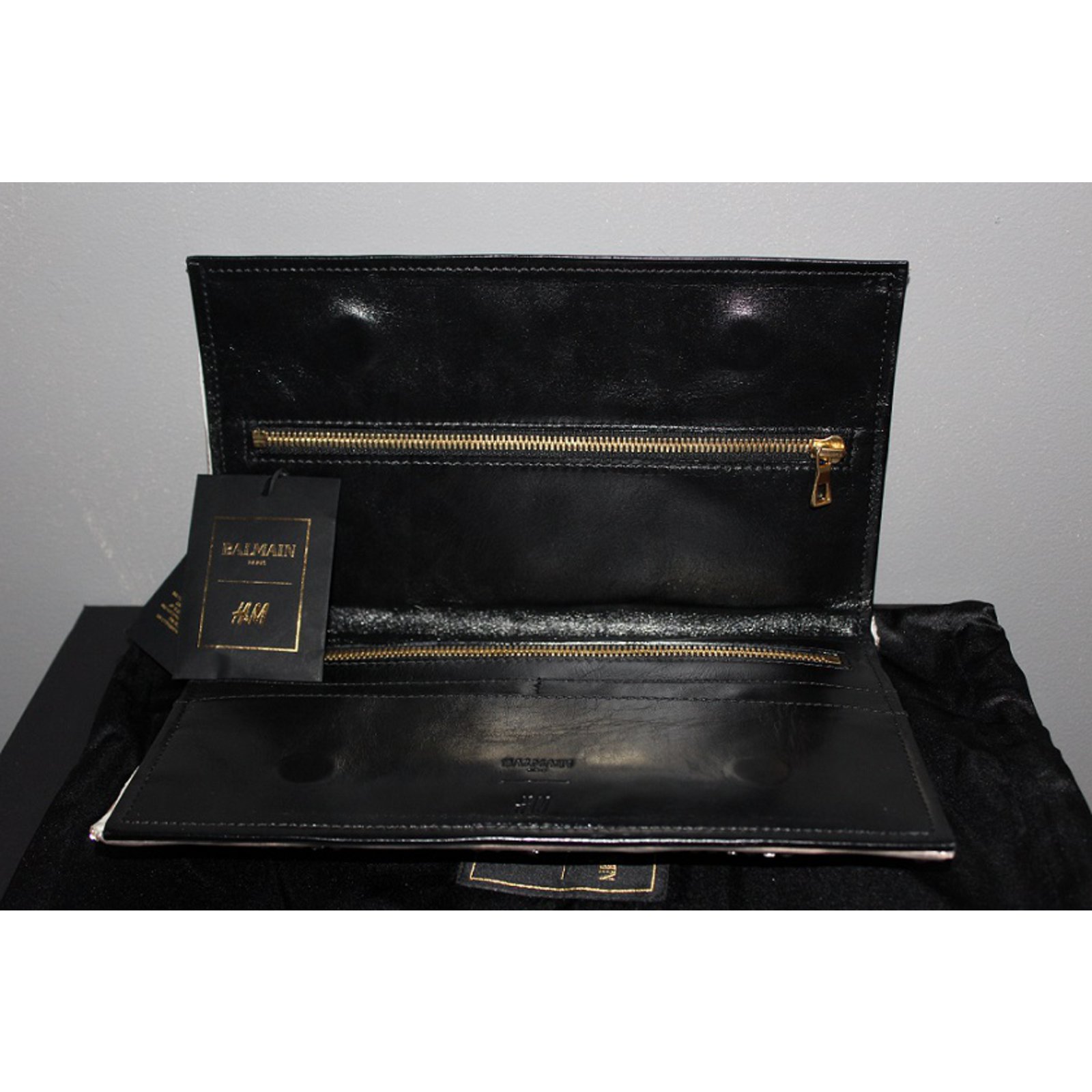 Balmain pour H&M Clutch bags Silvery Leather ref.8029 Joli Closet