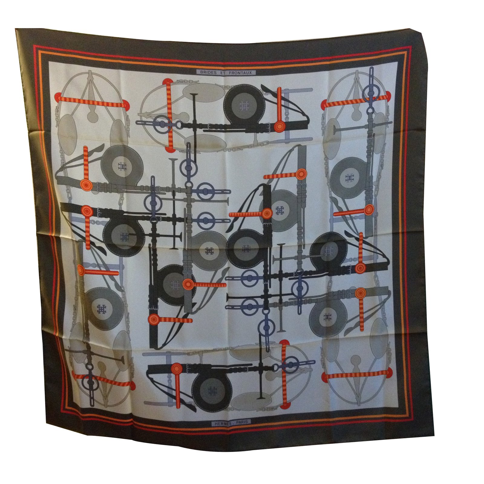 Hermès Silk scarves ref.8382 Joli Closet