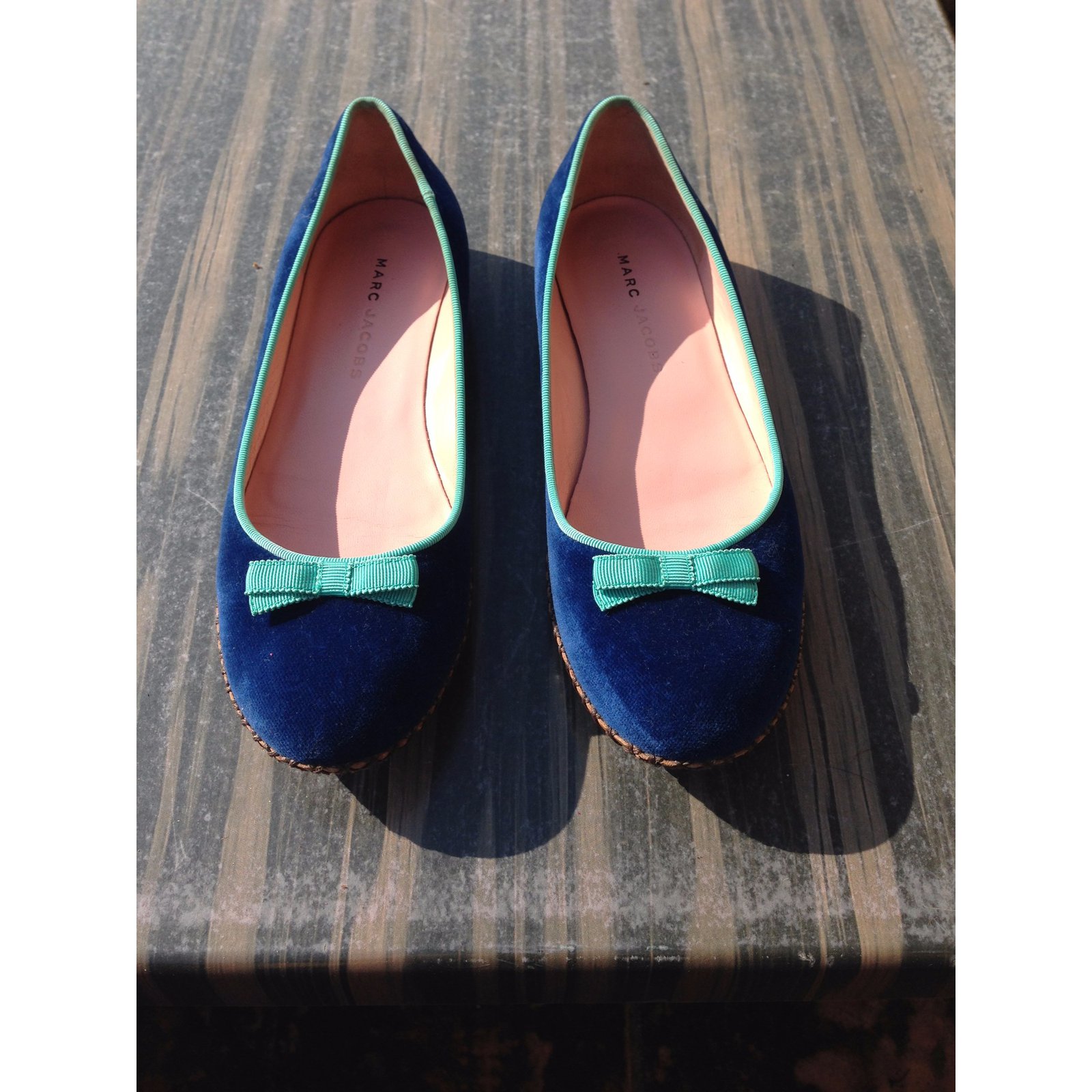 ballet flats with blue bottoms