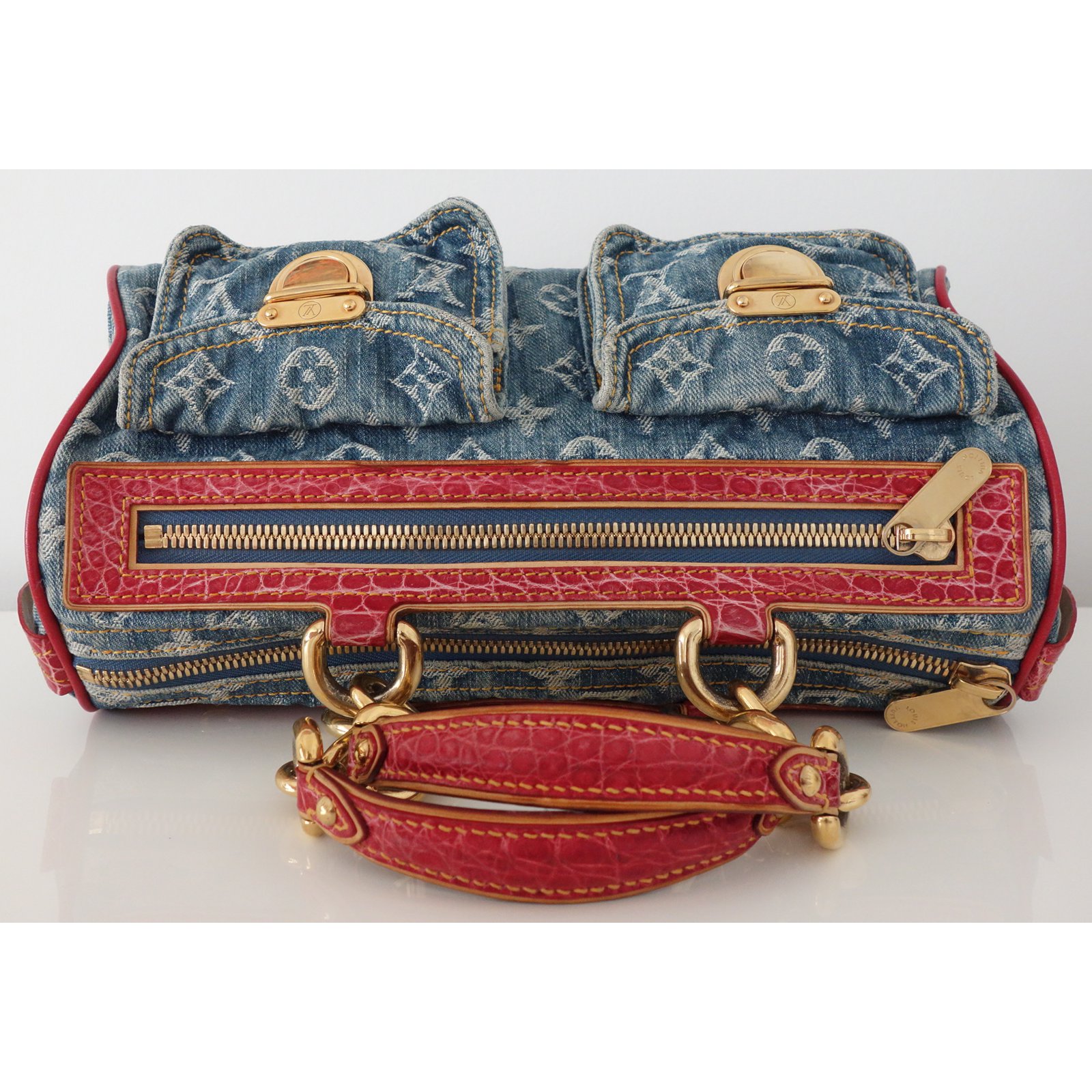 Speedy Louis Vuitton Handbags Blue Exotic leather ref.10758 - Joli Closet