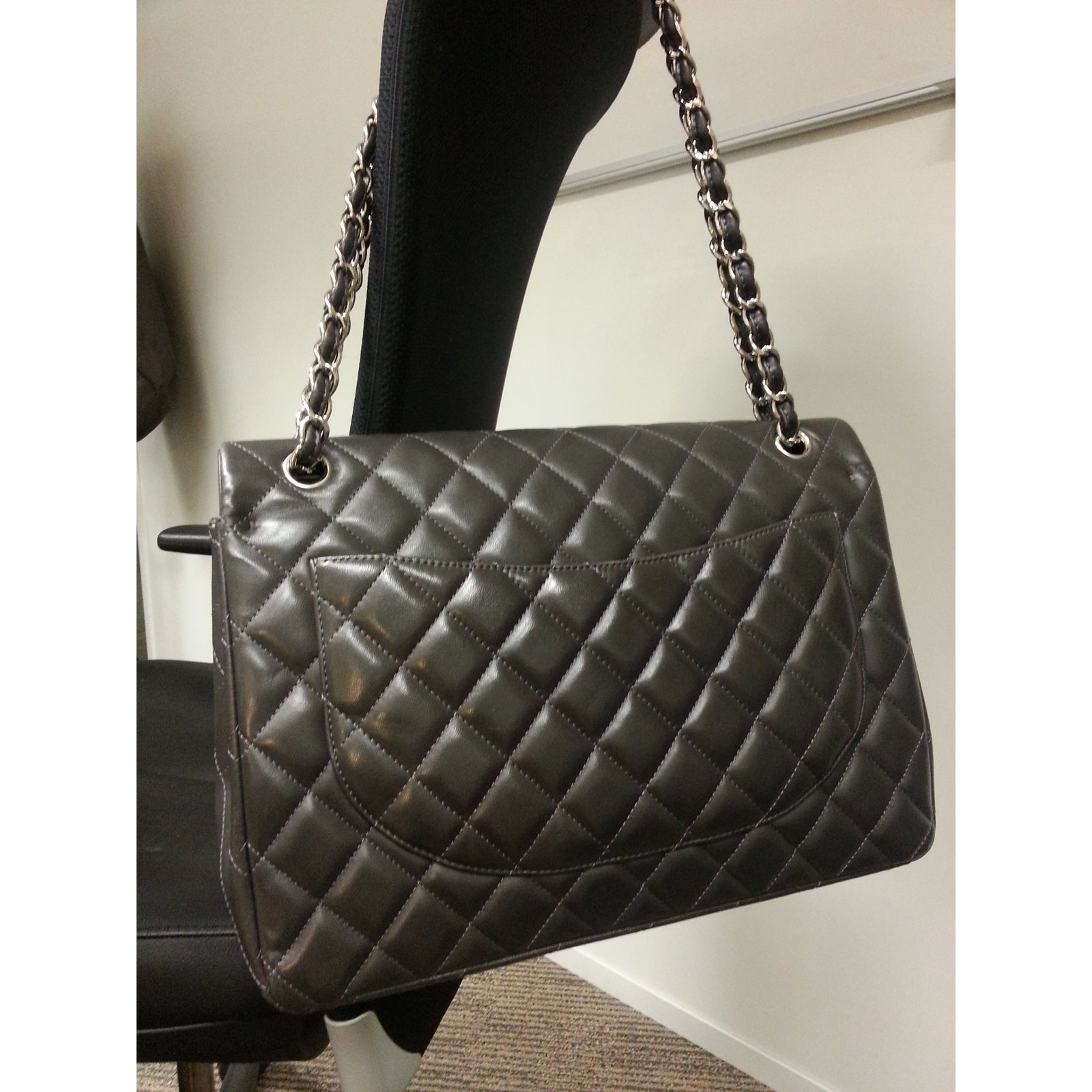 Chanel Handbags Grey Leather ref.12618 - Joli Closet